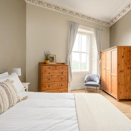 2 Bed Old Town Apartment - Next To Castle EDI Exterior foto